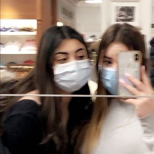 Meet your Posher, Emma